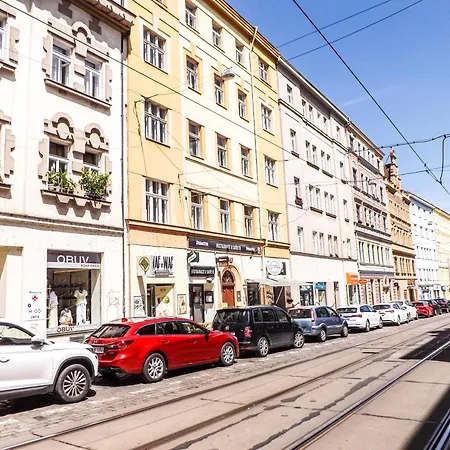 For 3 Number1 7 Séjour chez l'habitant *