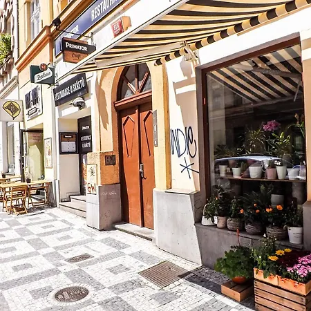 In The Heights R1 Prag